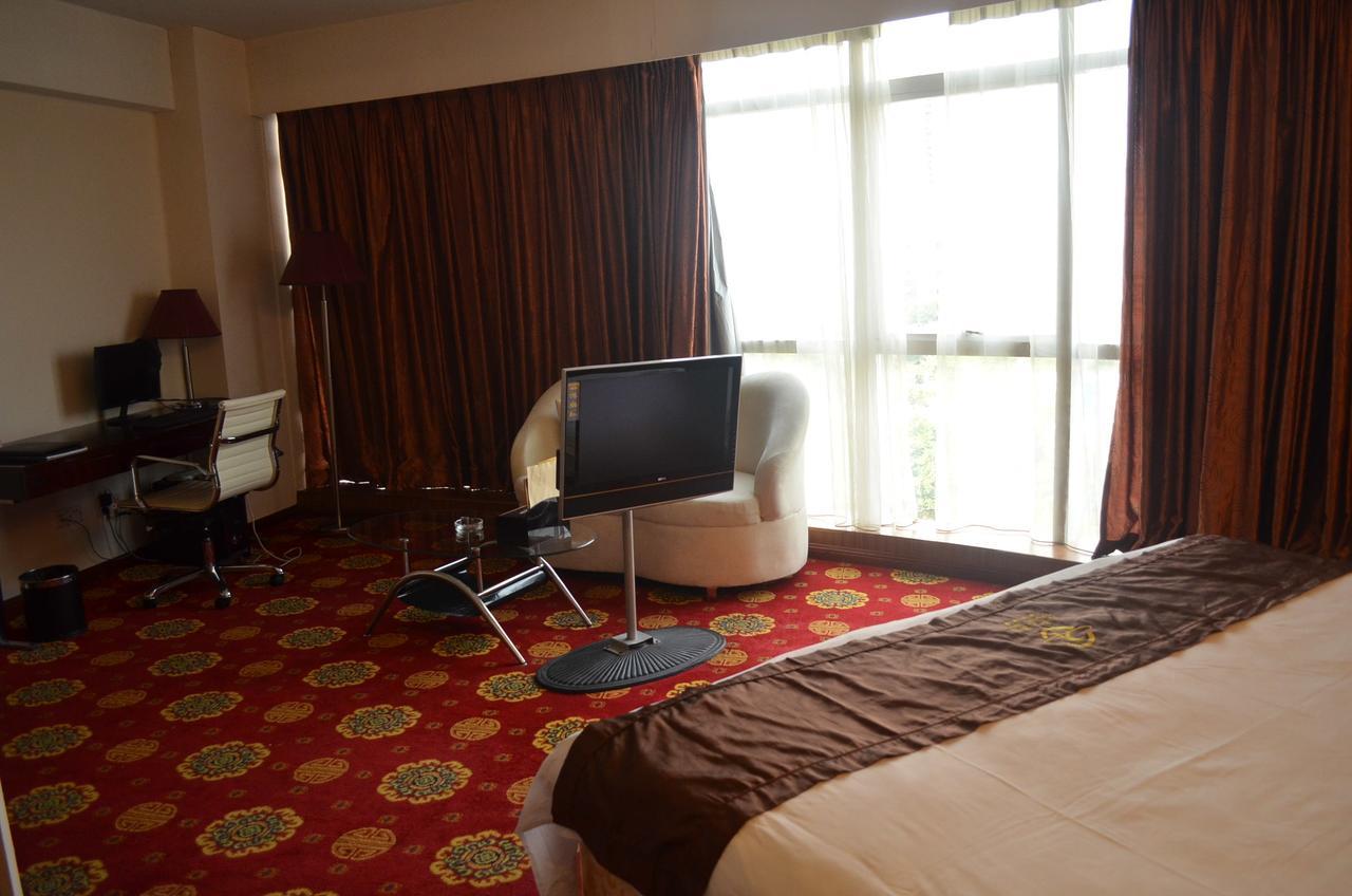 Tianhao Hotel Гуанчжоу Экстерьер фото